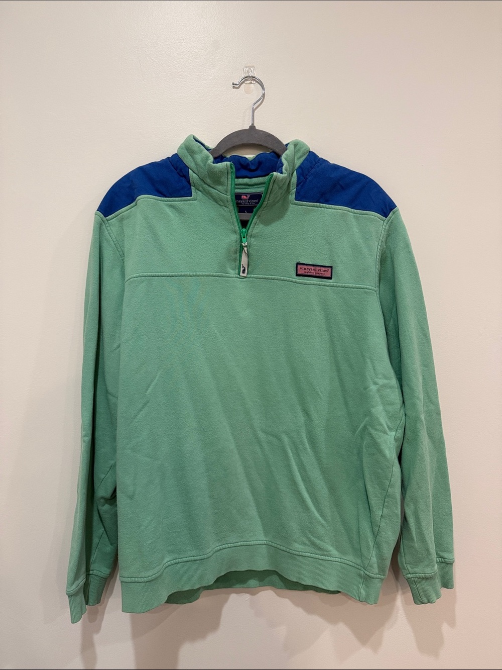 Vineyard Vines Men’s Mint Green Quarter-Zip with Navy Shoulder Panels